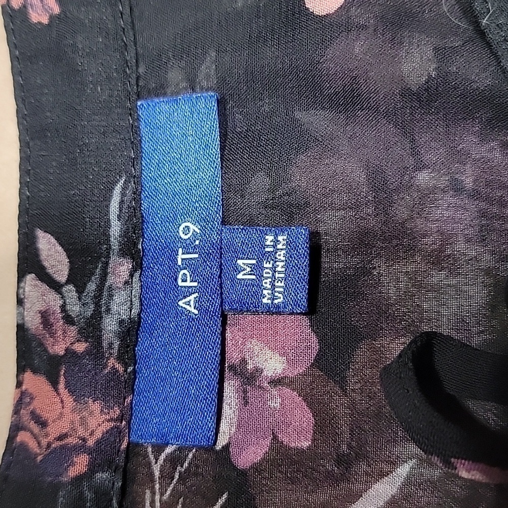 Apt 9 Size M Black w/ Floral Pattern Sheer Blouse with Tie Neckline. Gently Worn - Picture 10 of 12